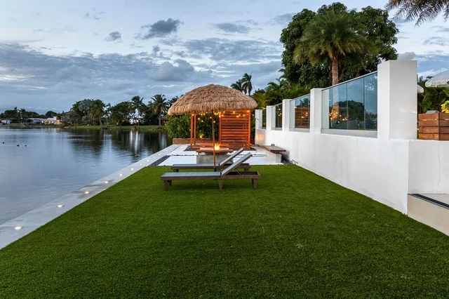 Wander North Miami Beach #92