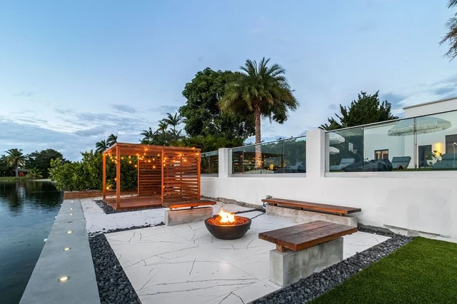 Wander North Miami Beach #121