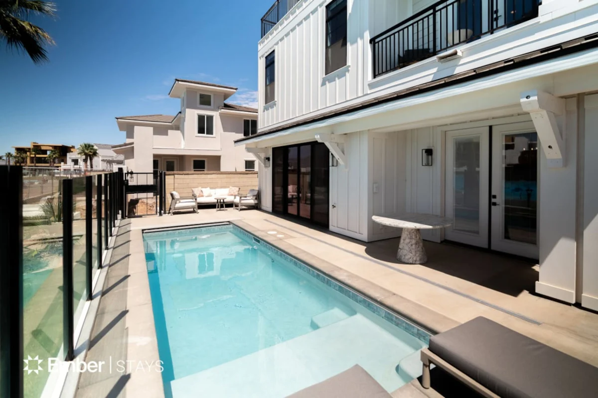 Edgewater at Desert Color (by Ember Stays) #62