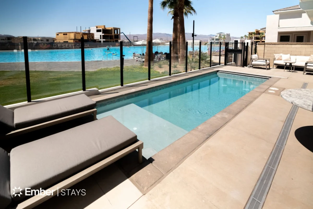 Edgewater at Desert Color (by Ember Stays) #136