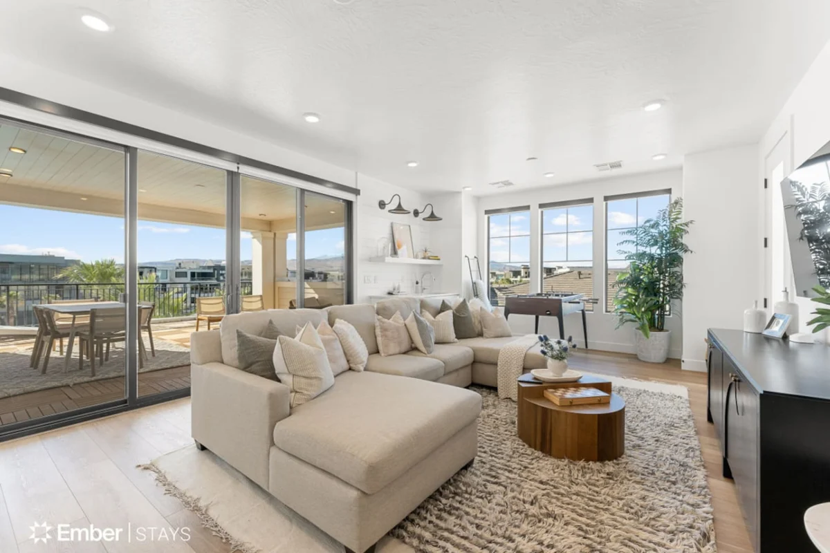 Edgewater at Desert Color (by Ember Stays) #146
