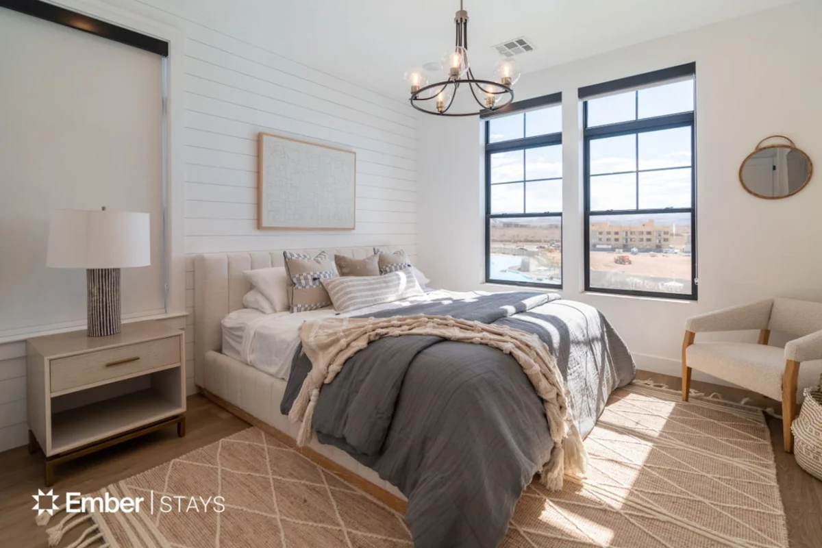 Edgewater at Desert Color (by Ember Stays) #160
