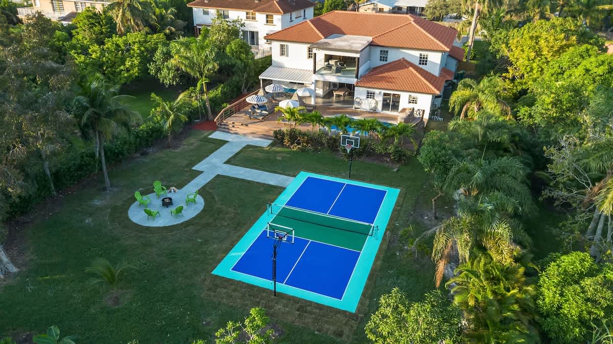 Wander Miami Manor #97