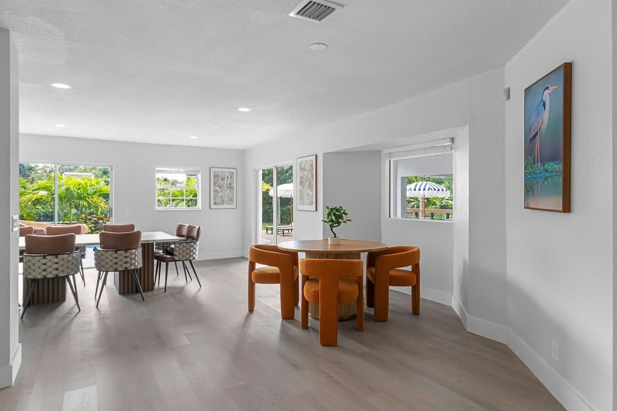 Wander Miami Manor #76