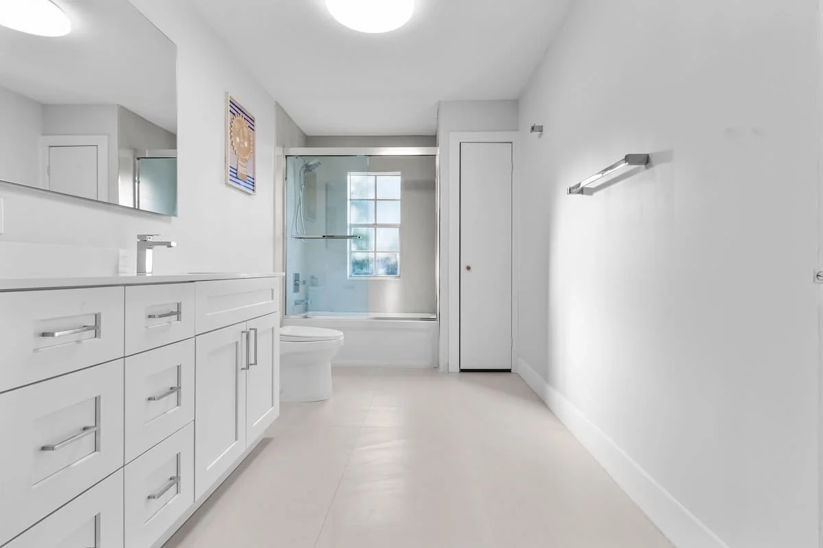 Wander Miami Manor #111