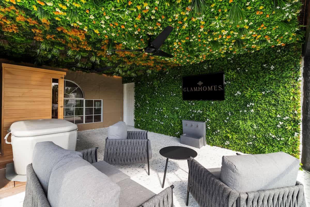 Wander Miami Manor #123