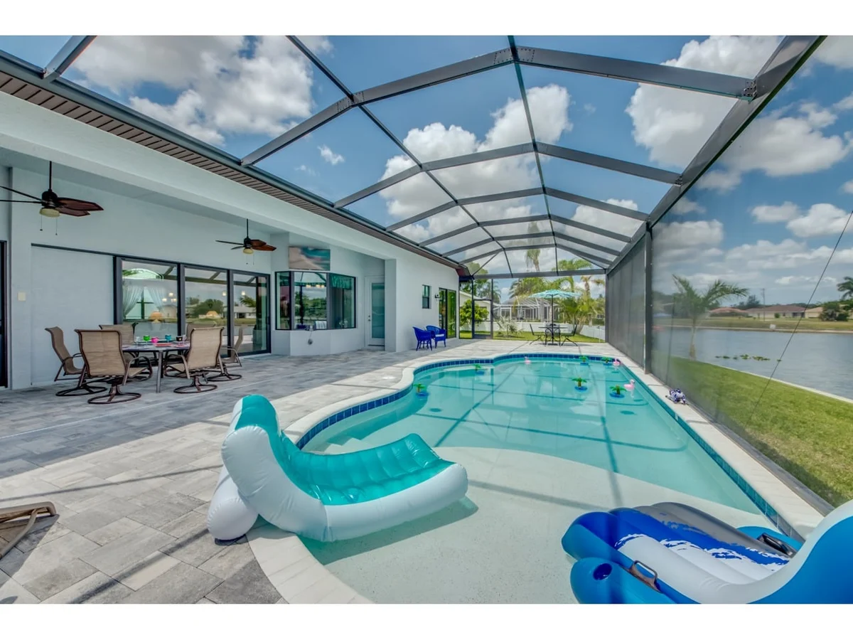 Home in Cape Coral property photo 2