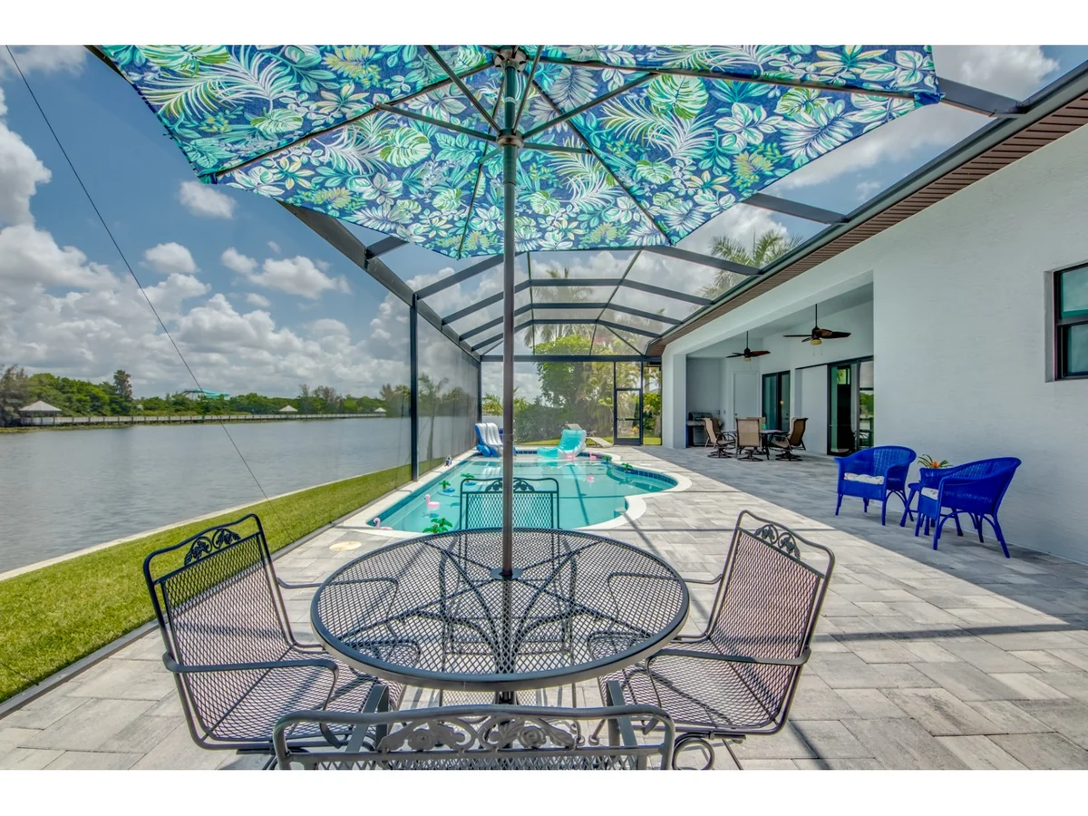 Home in Cape Coral property photo 3