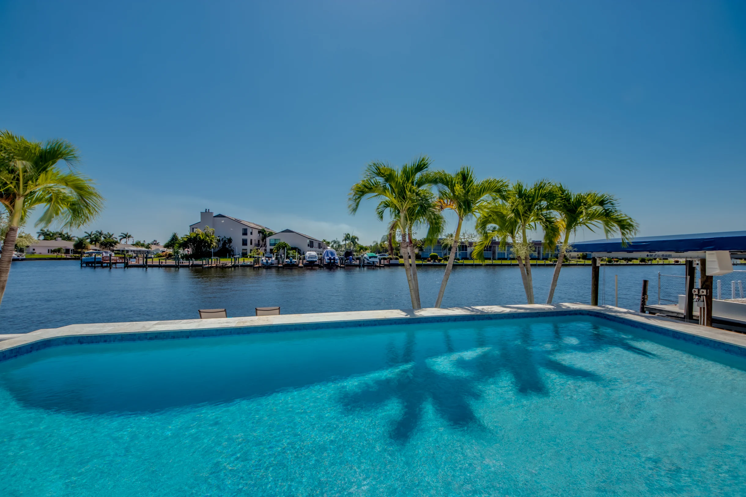 Home in Cape Coral property photo 2
