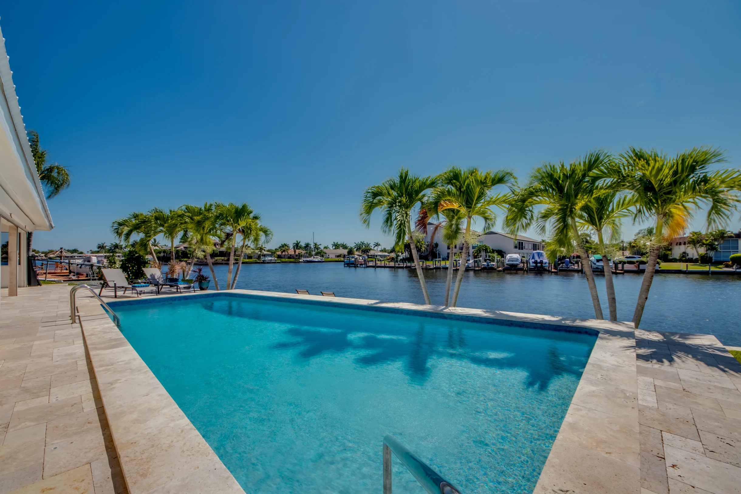 Home in Cape Coral property photo 4