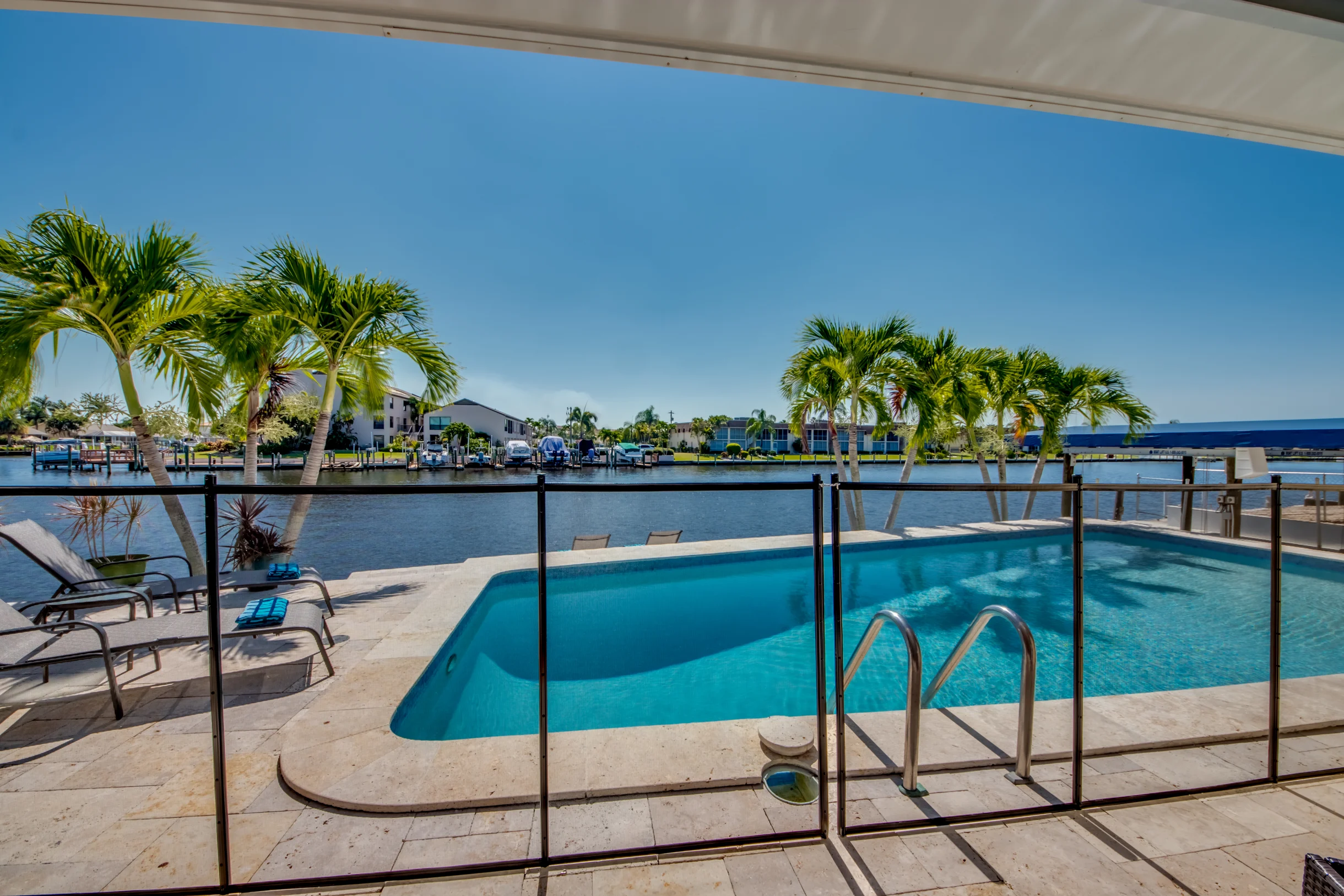 Home in Cape Coral property photo 5