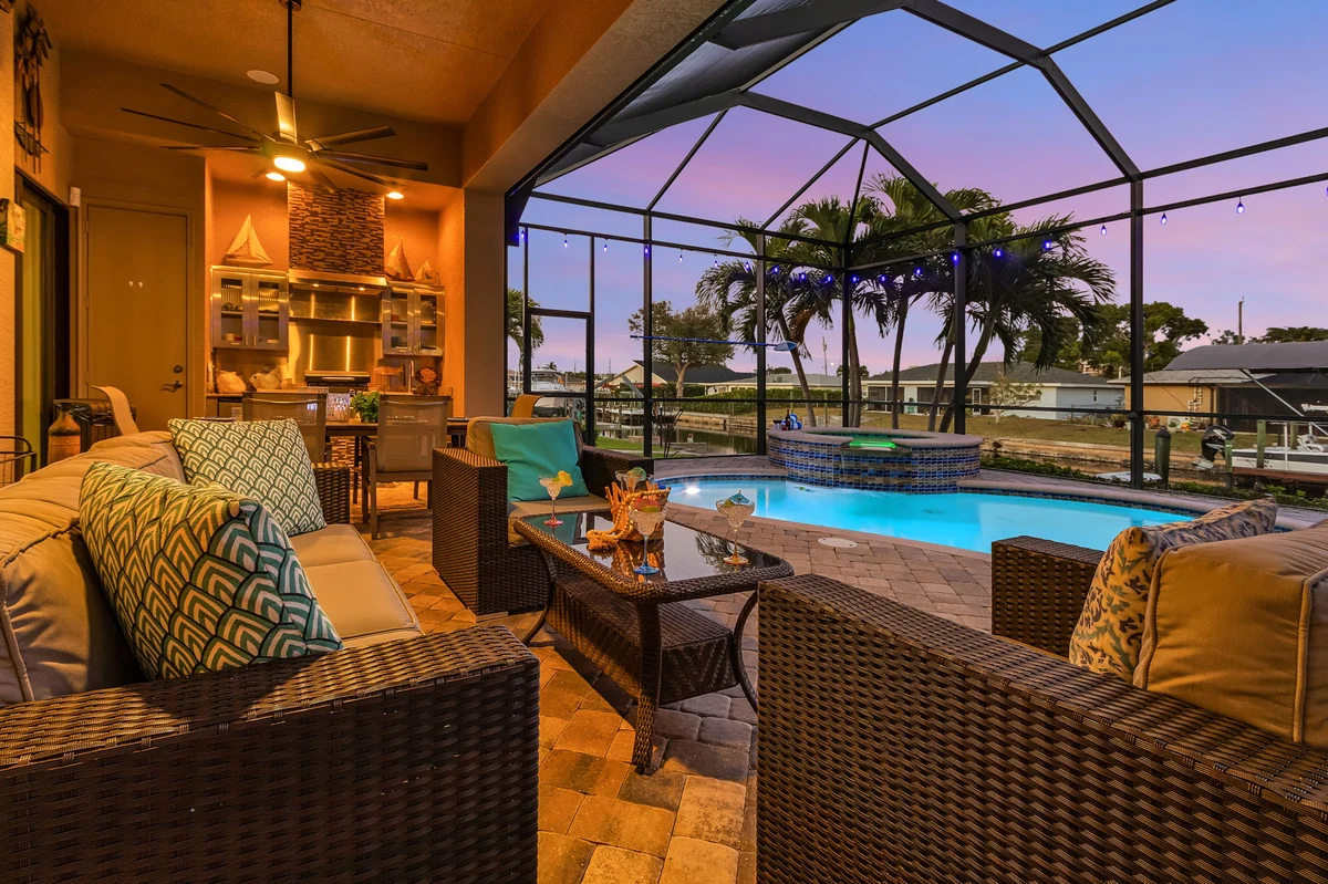 Home in Cape Coral property photo 2