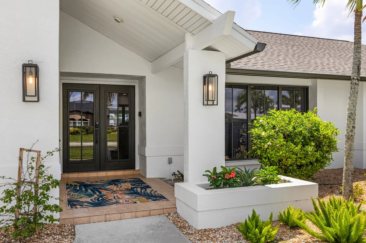 Home in Cape Coral property photo 5