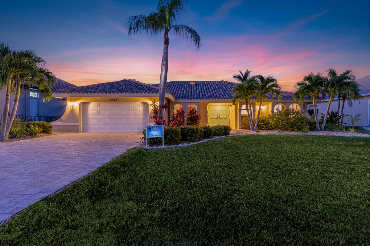 Home in Cape Coral property photo 3