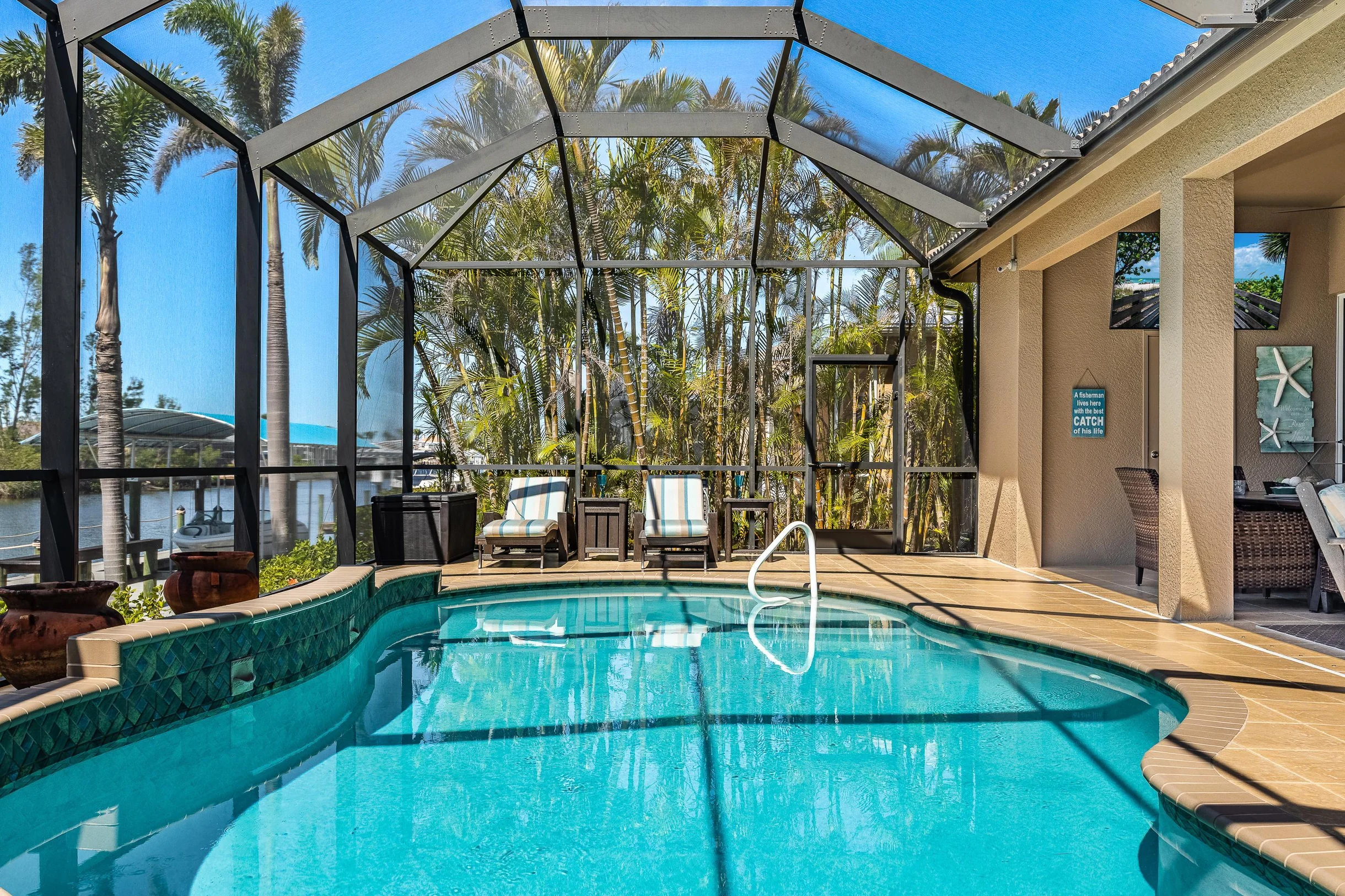 Home in Cape Coral property photo 1