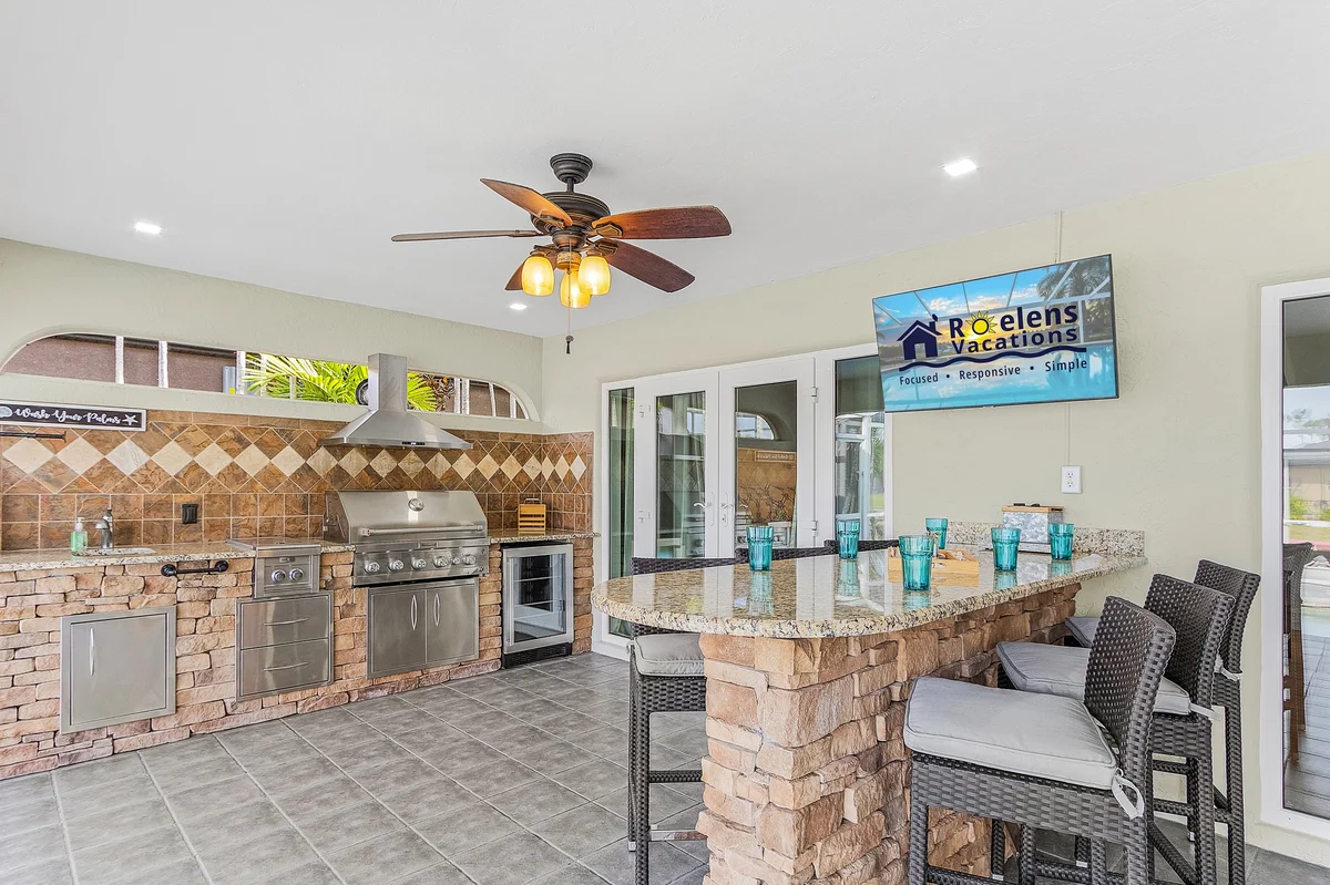Home in Cape Coral property photo 5