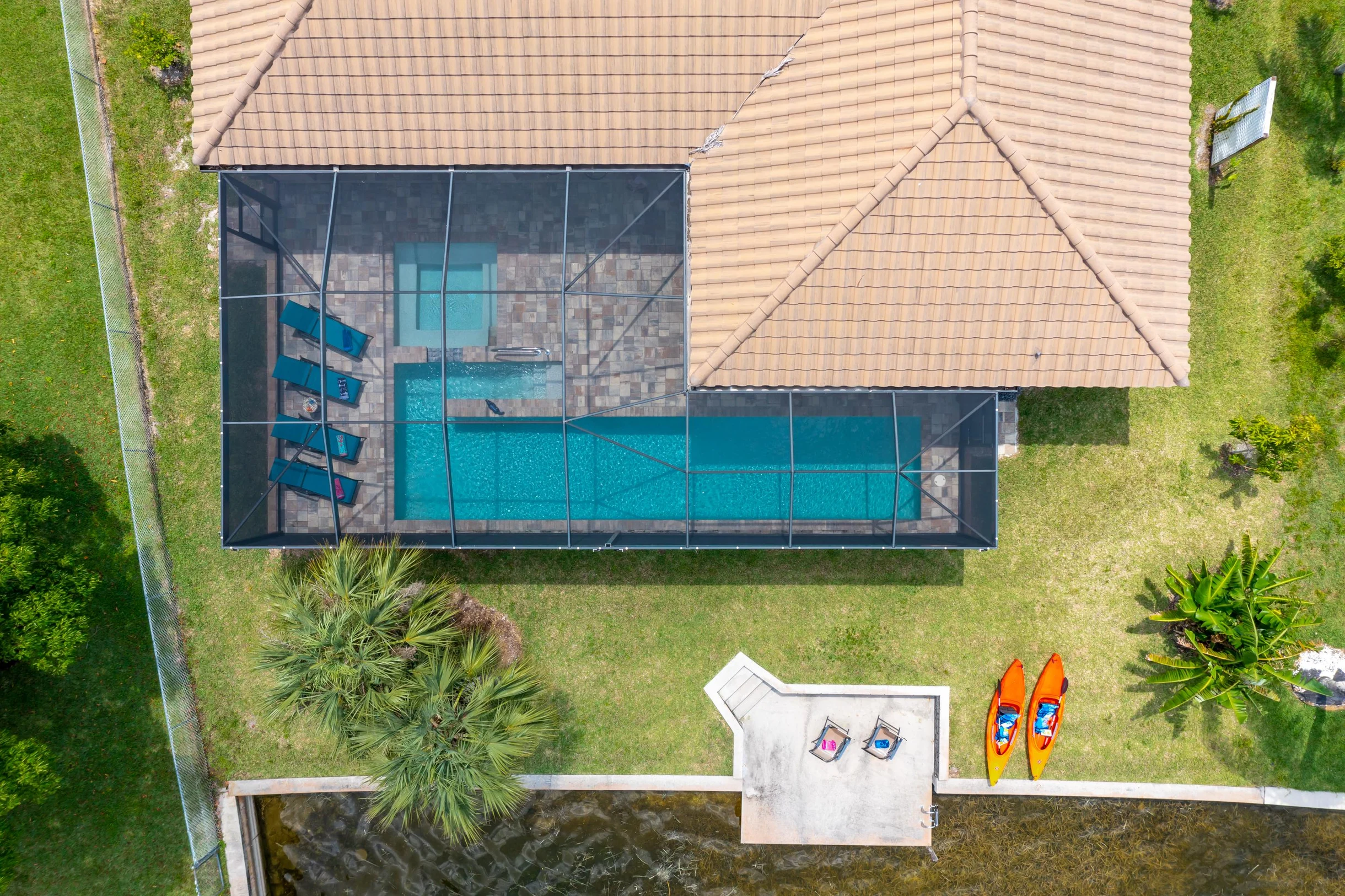 Home in Cape Coral property photo 3