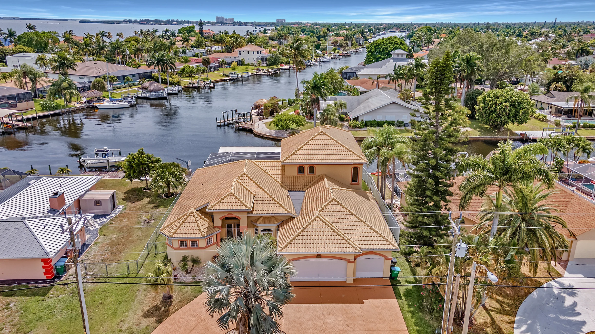 Home in Cape Coral property photo 5