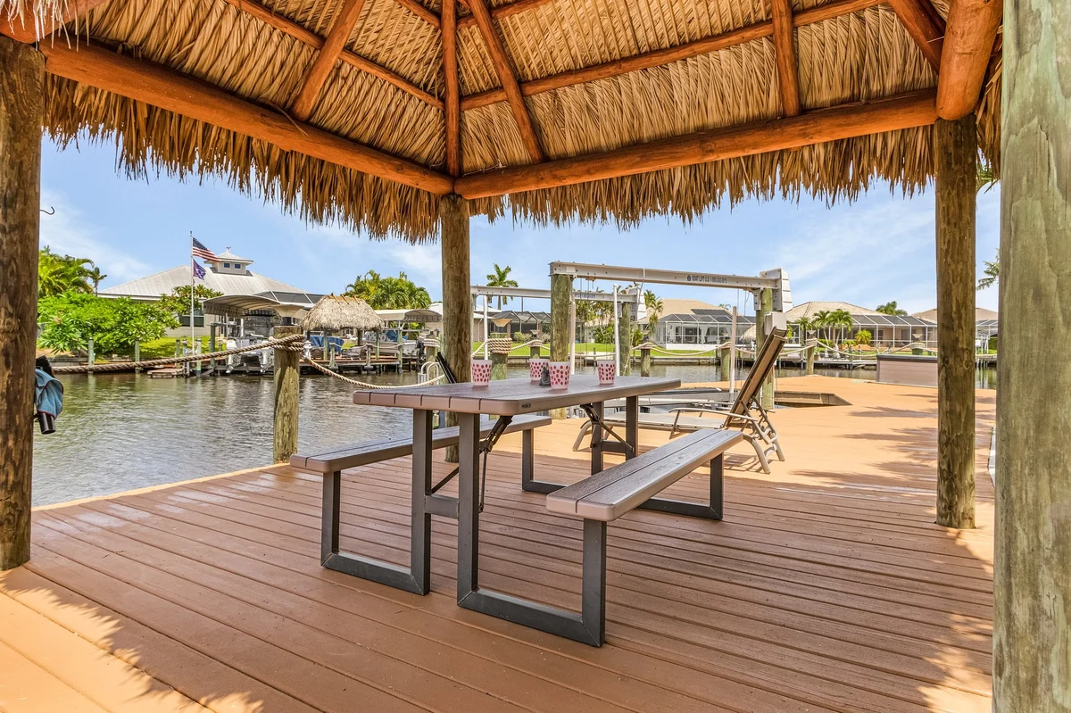 Home in Cape Coral property photo 4