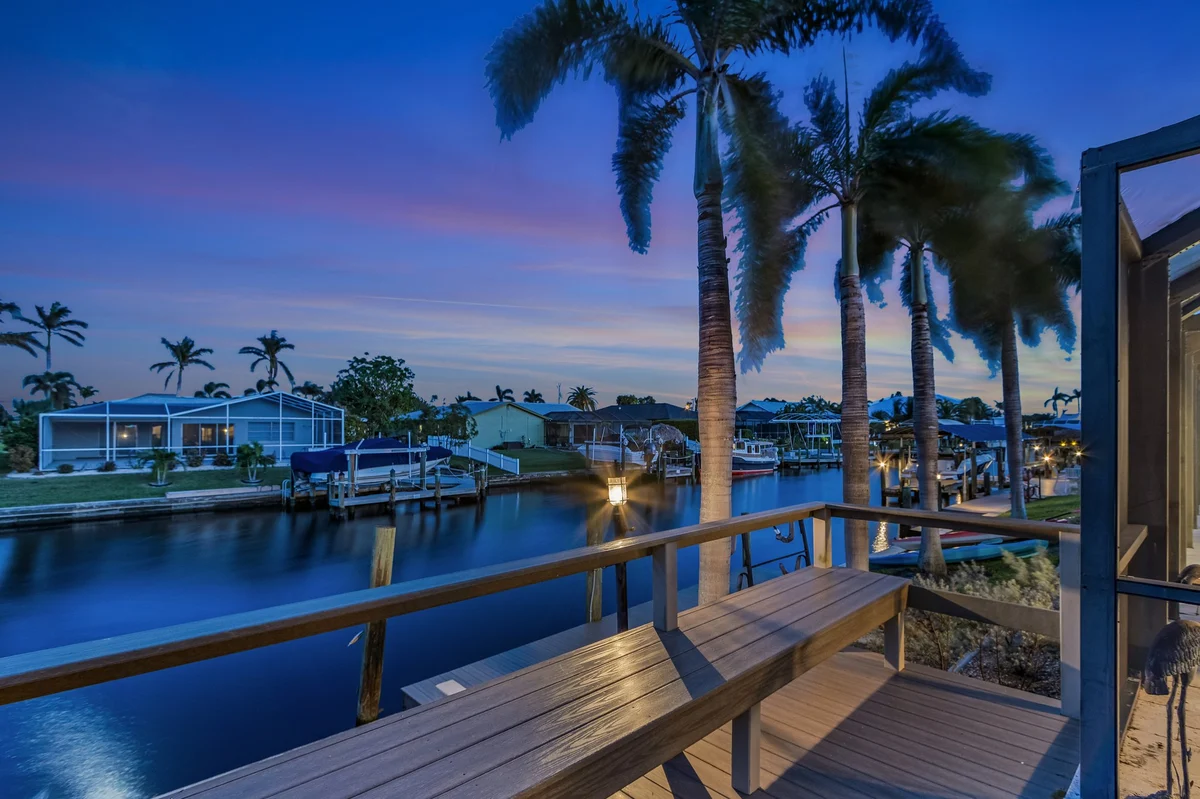 Home in Cape Coral property photo 2