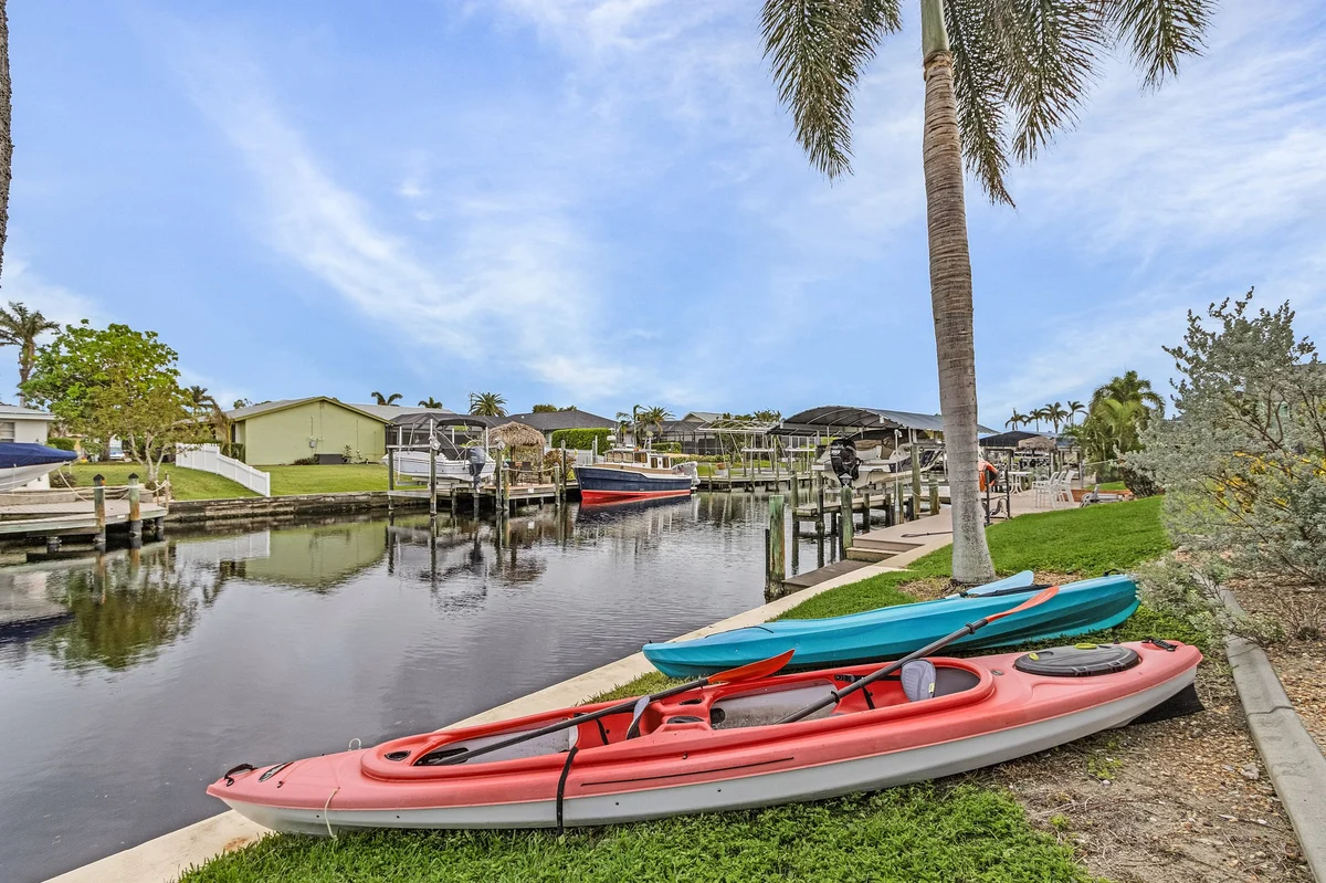 Home in Cape Coral property photo 4