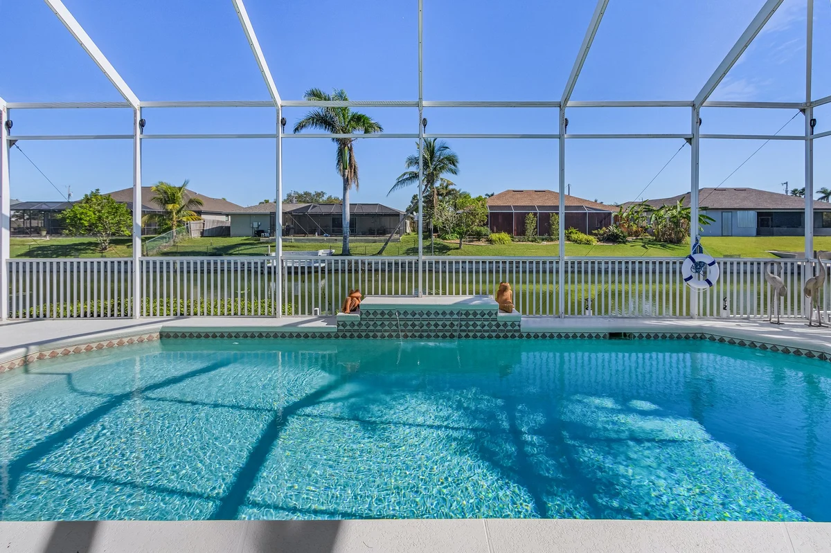 Home in Cape Coral property photo 2