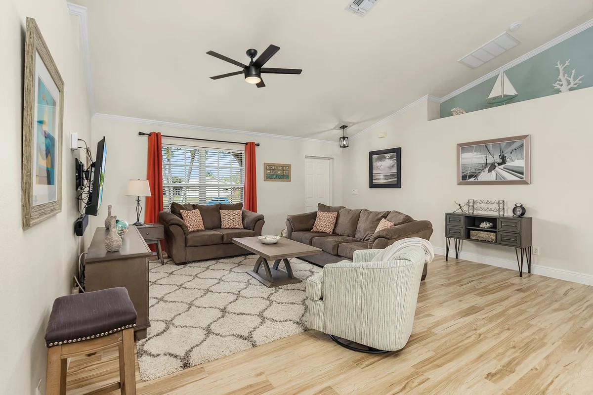Home in Cape Coral property photo 4