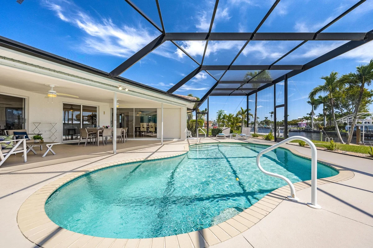 Home in Cape Coral property photo 2
