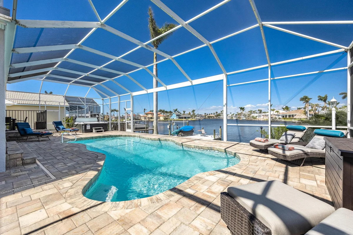 Home in Cape Coral property photo 2