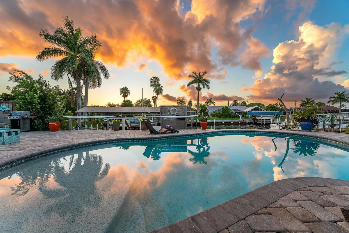 Home in Cape Coral property photo 3