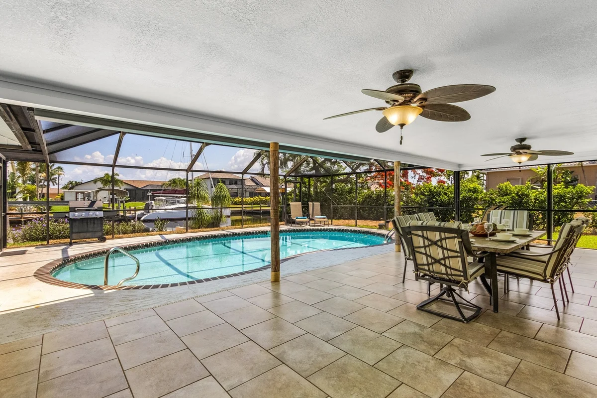 Home in Cape Coral property photo 2