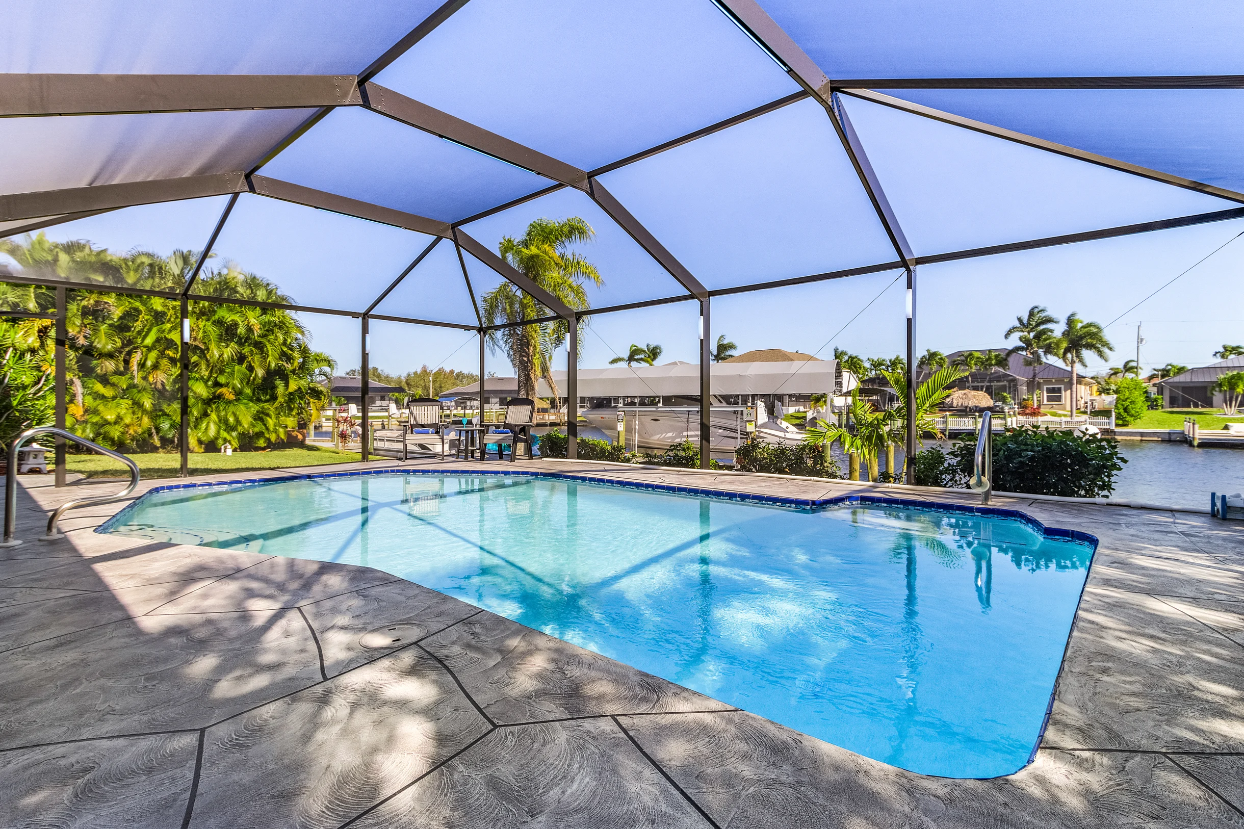 Home in Cape Coral property photo 4
