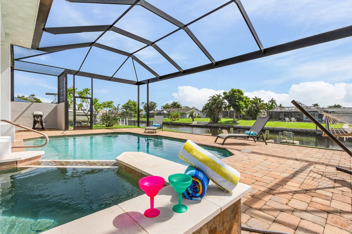 Home in Cape Coral property photo 2