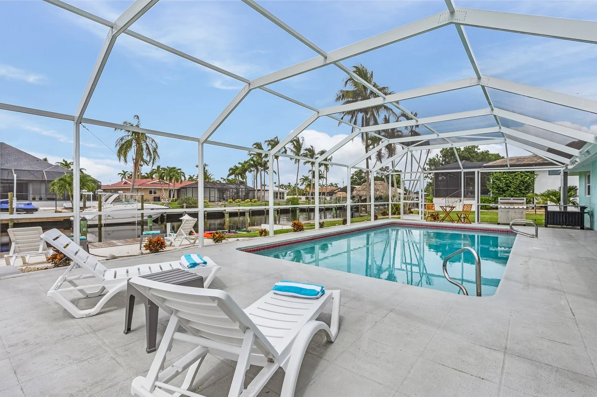 Home in Cape Coral property photo 2