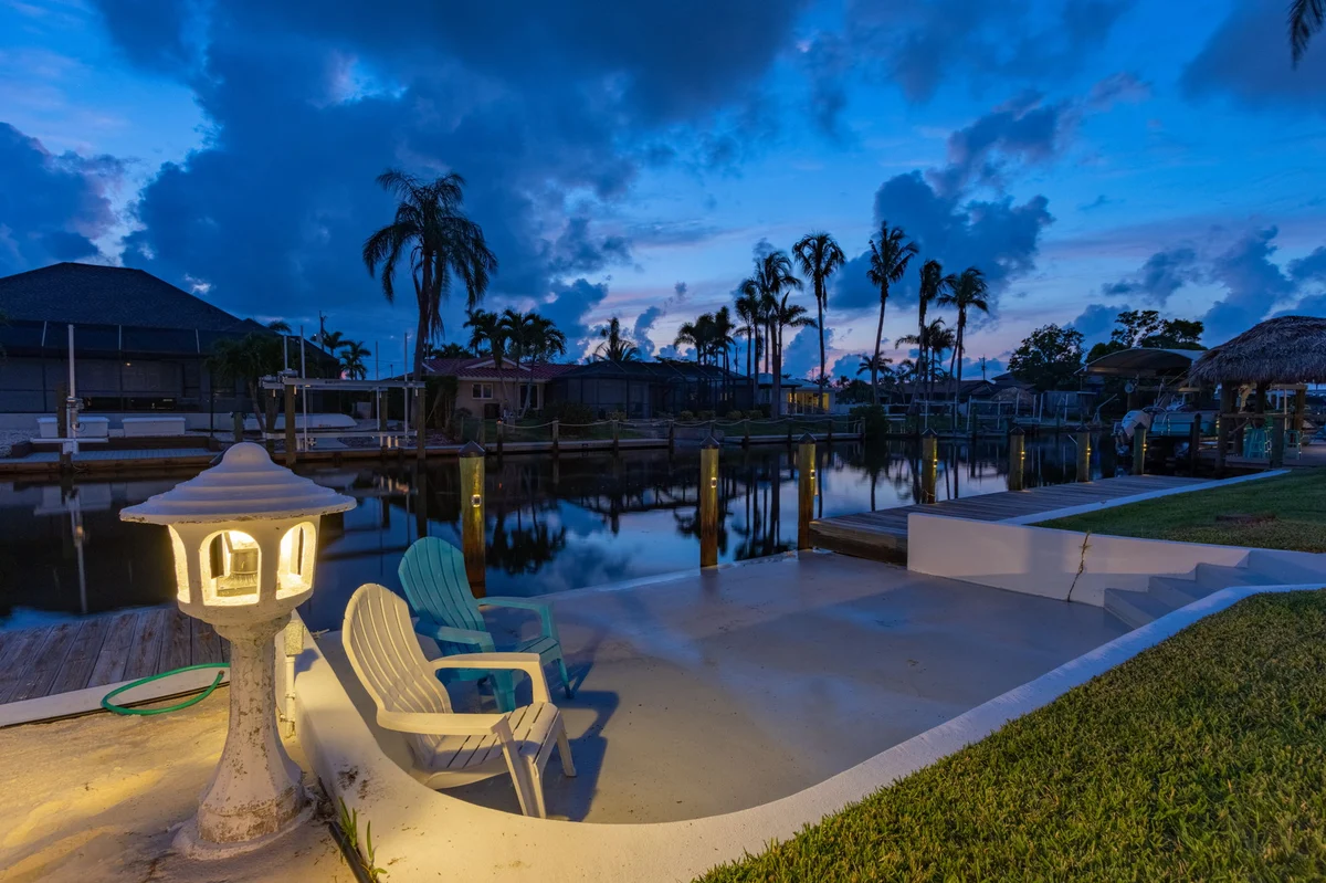 Home in Cape Coral property photo 5