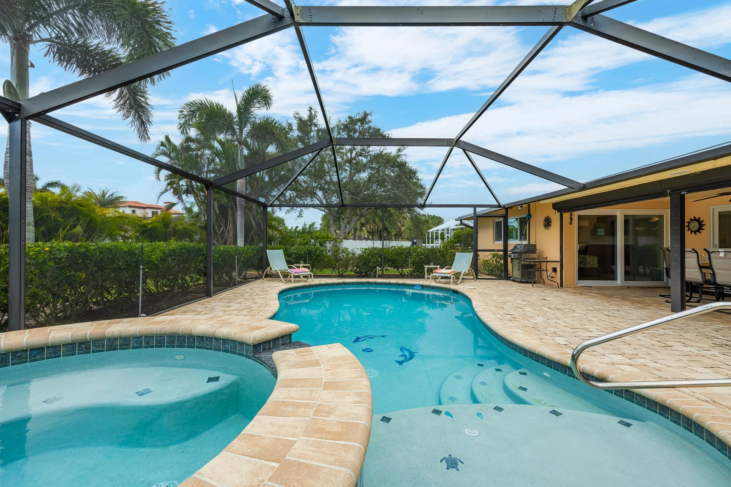 Home in Cape Coral property photo 2