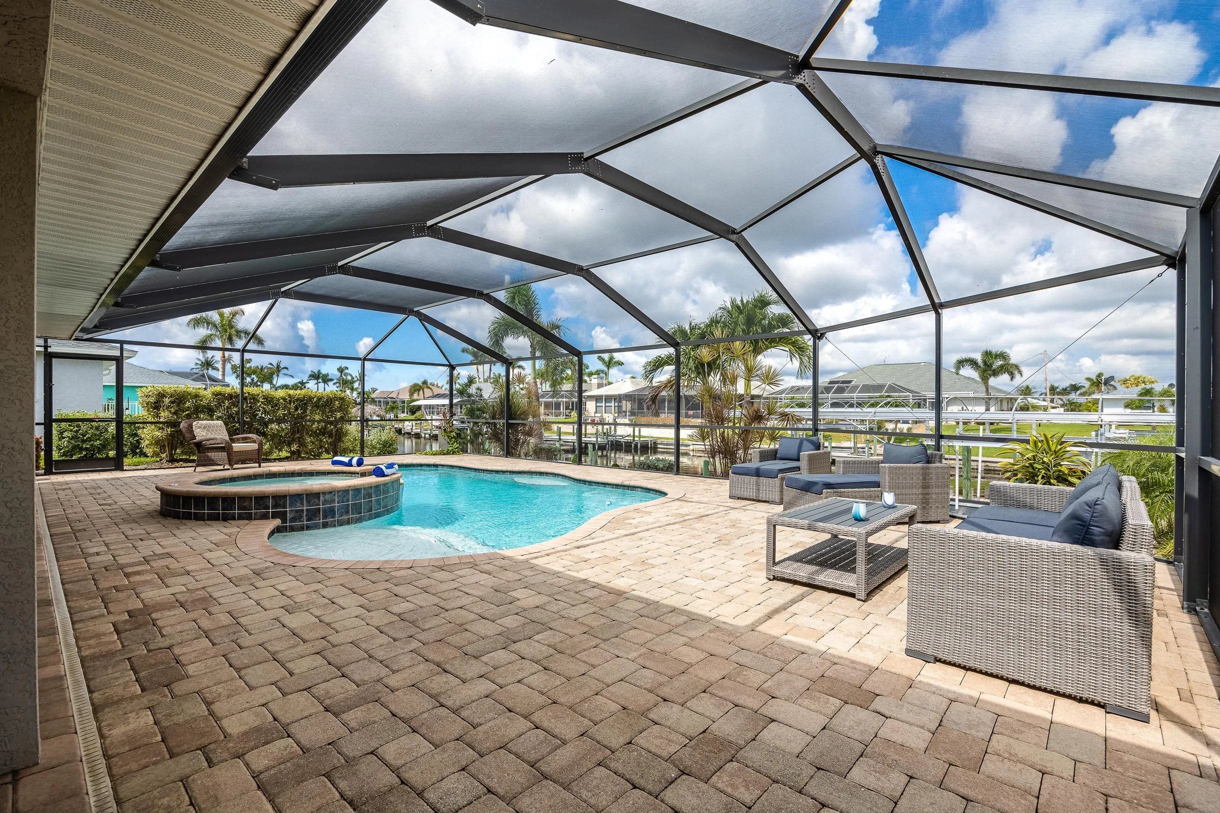 Home in Cape Coral property photo 3