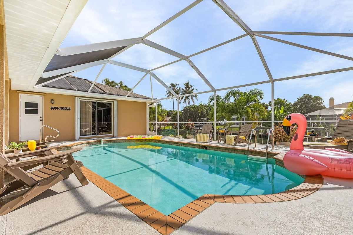 Home in Cape Coral property photo 2