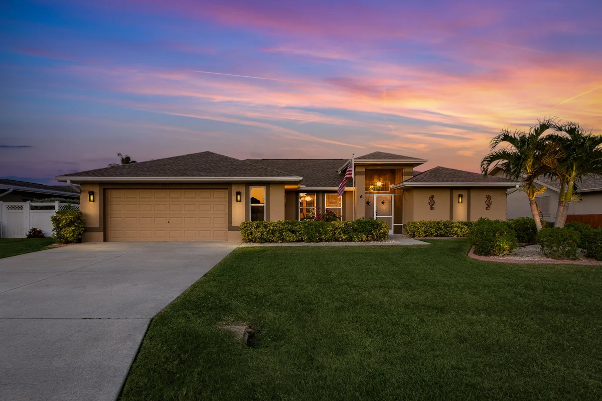 Home in Cape Coral property photo 5