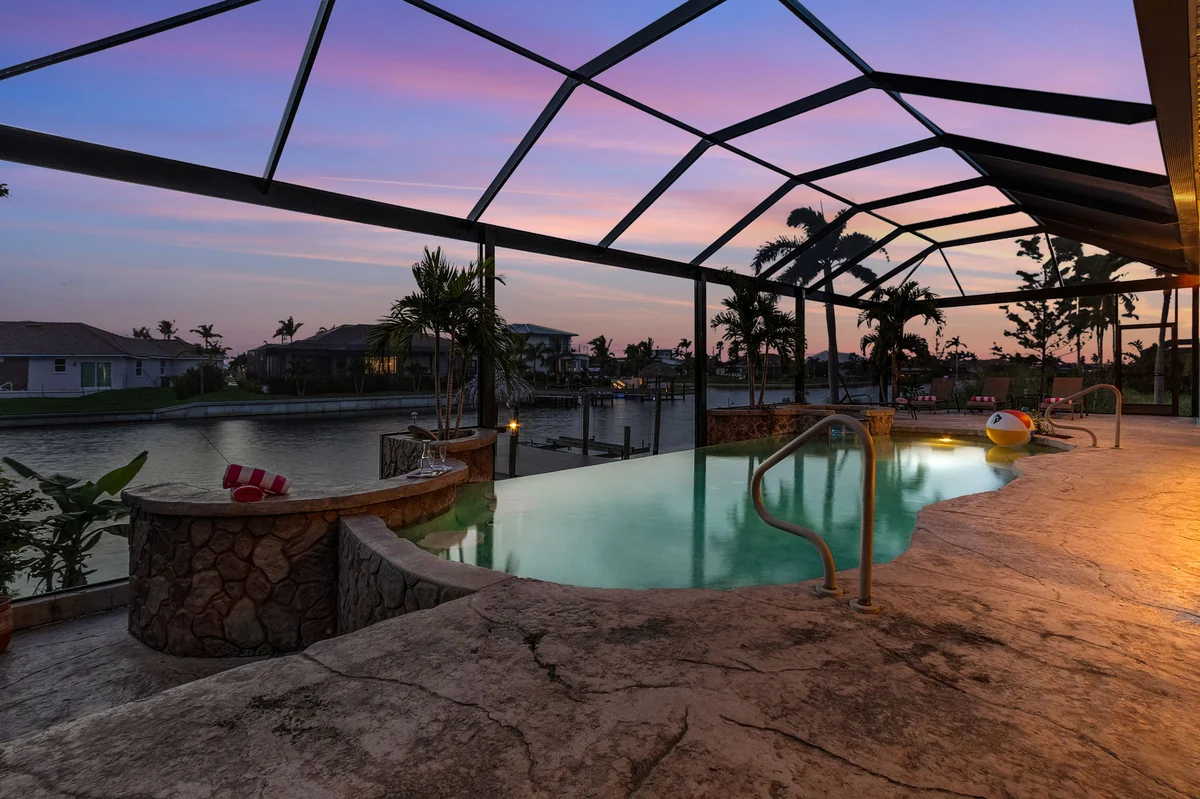 Home in Cape Coral property photo 2