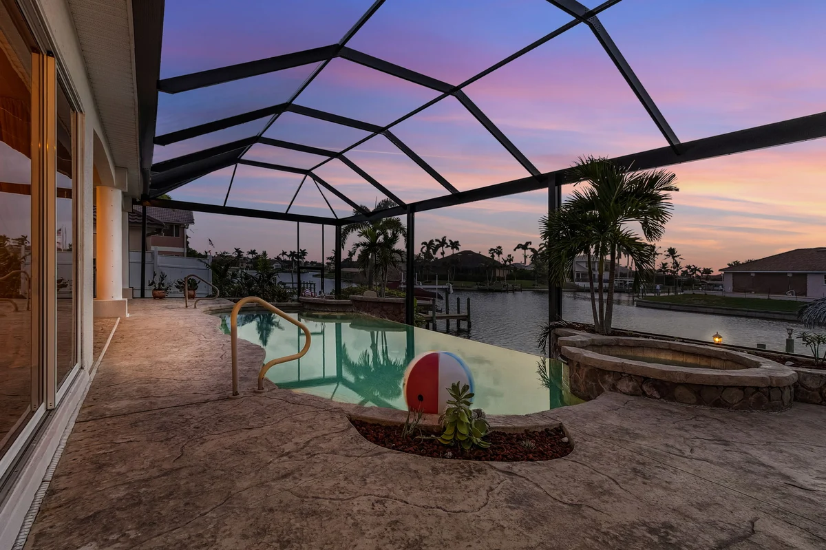 Home in Cape Coral property photo 4