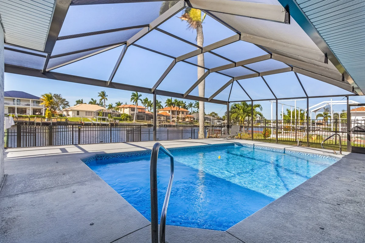 Home in Cape Coral property photo 4