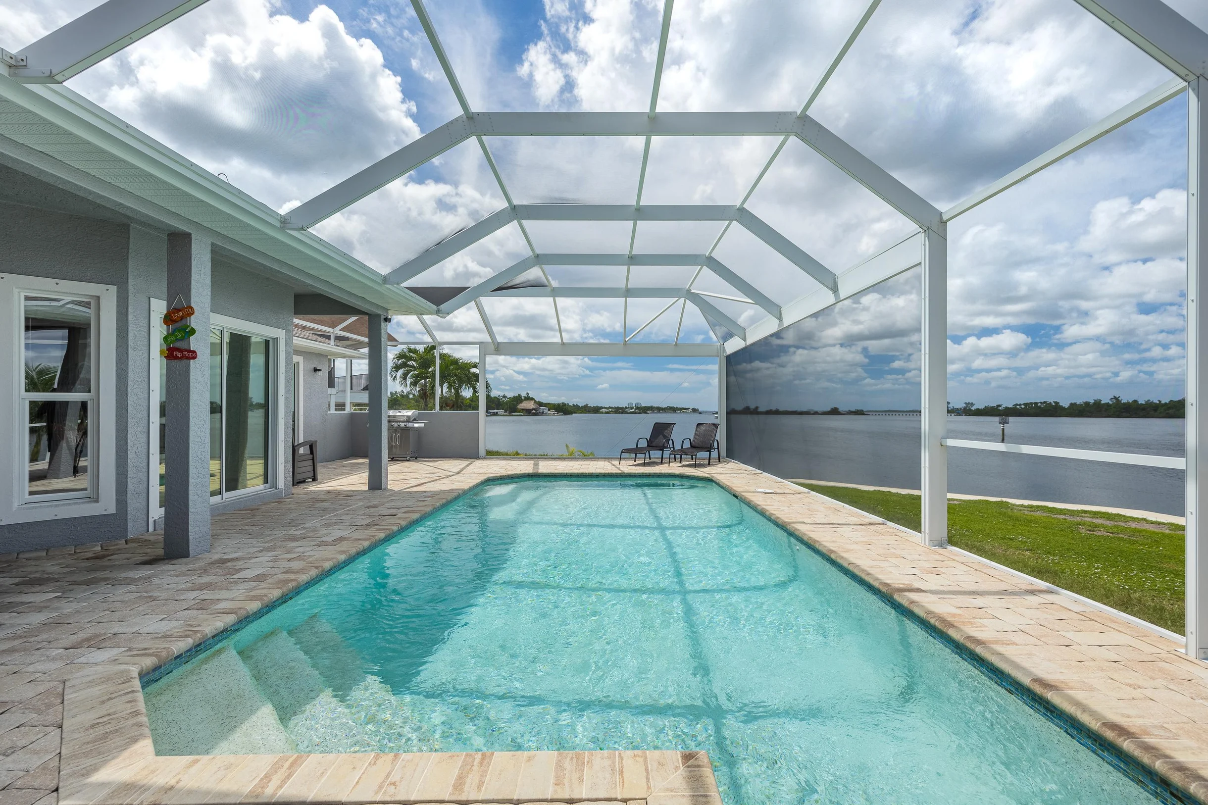 Home in Fort Myers property photo 1