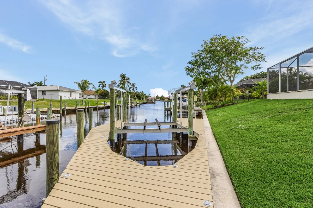 Home in Cape Coral property photo 5