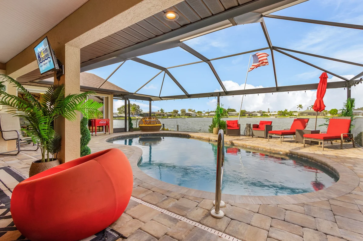 Home in Cape Coral property photo 3