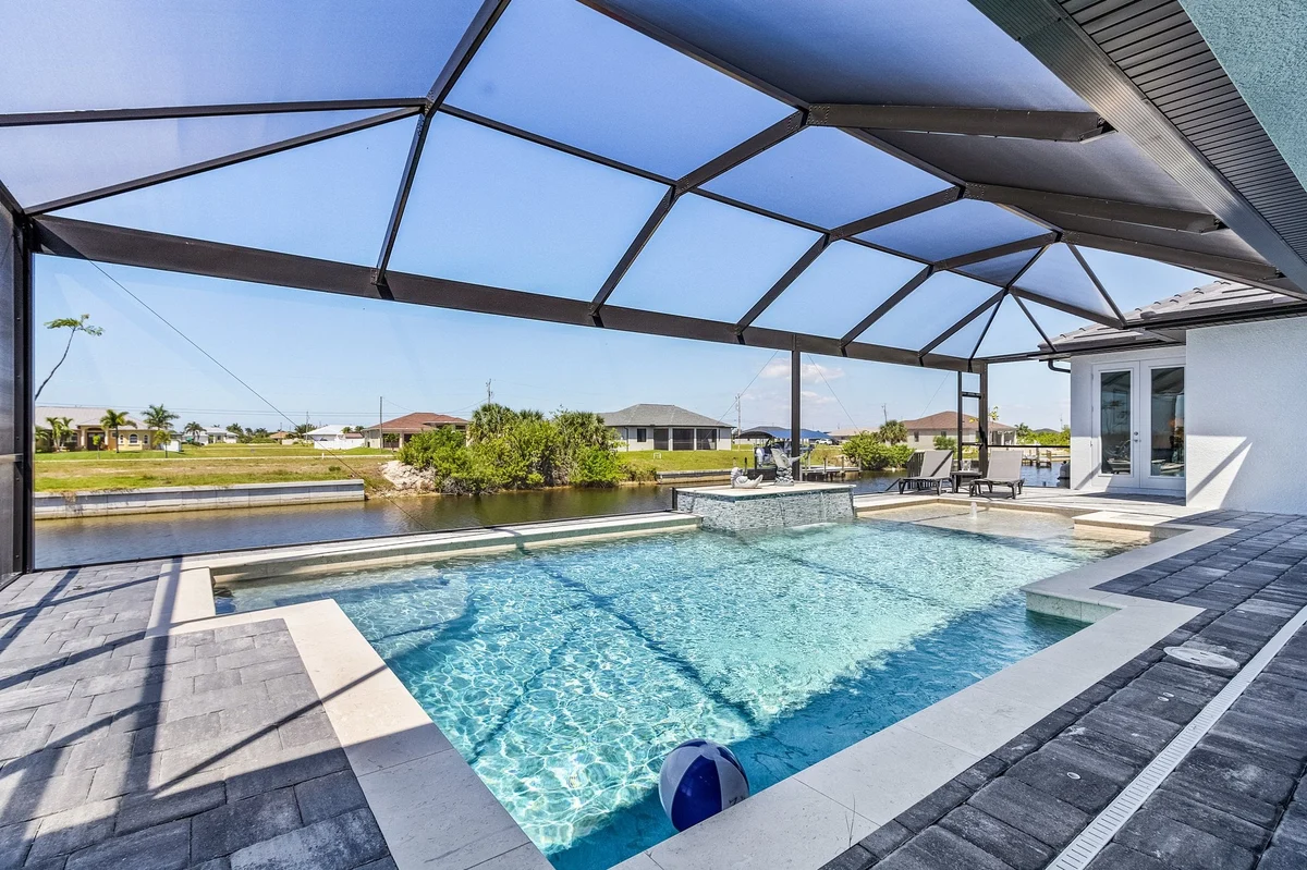 Home in Cape Coral property photo 2