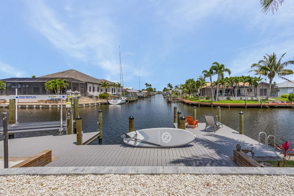 Home in Cape Coral property photo 5