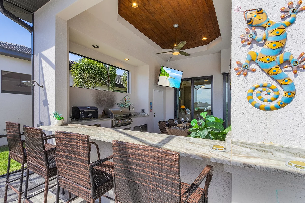 Home in Cape Coral property photo 4
