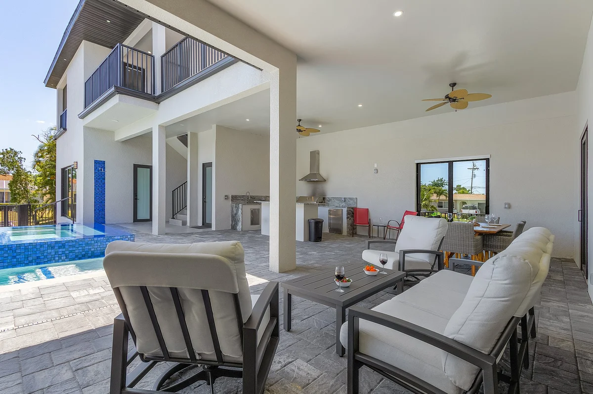 Home in Cape Coral property photo 4