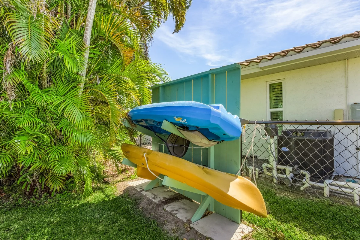 Home in Cape Coral property photo 3